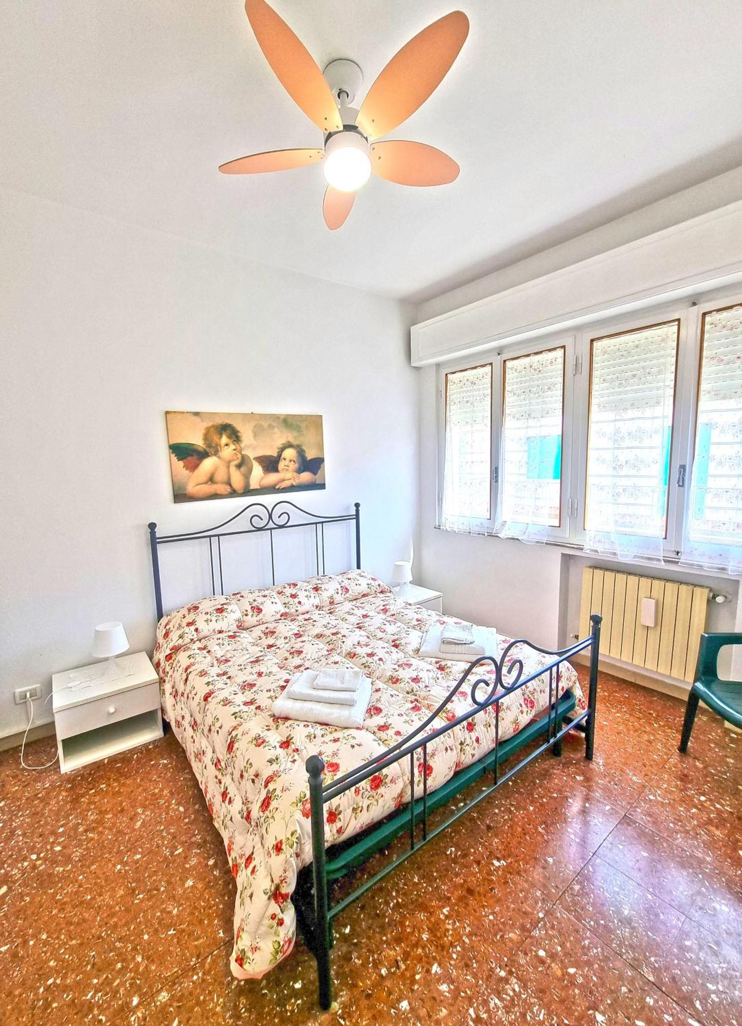 A Due Passi Dal Mare Apartment Lido di Camaiore Luaran gambar